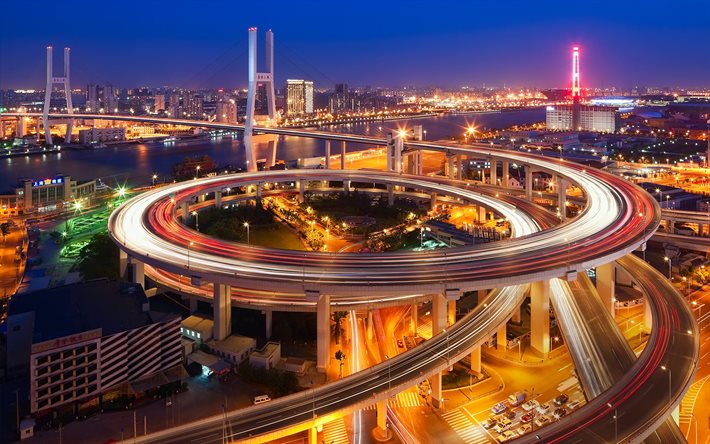 le pont, la route de jonction, les monuments antiques et, la nuit, sur le pont, shanghai, chine