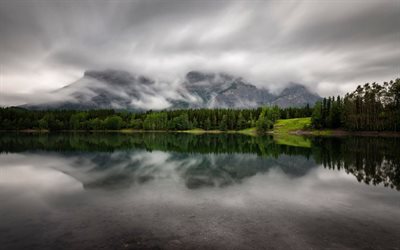 o lago, alberta, montanhas, nevoeiro, tempo nublado, lindo lago