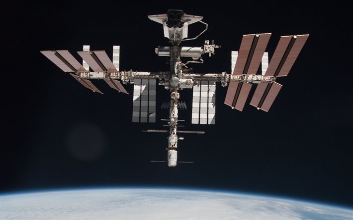 stazione spaziale iss, space shuttle