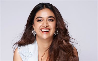 4k, keerthy suresh, porträt, indische schauspielerin, bollywood, bilder mit keerthy suresh, brünette frau, beliebte schauspielerin, indische berühmtheit, keerthy suresh fotoshooting