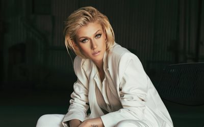 katherine mcnamara, amerikanische schauspielerin, foto shooting, hollywood, weißer frauenanzug, katherine grace mcnamara, katherine mcnamara fotoshooting