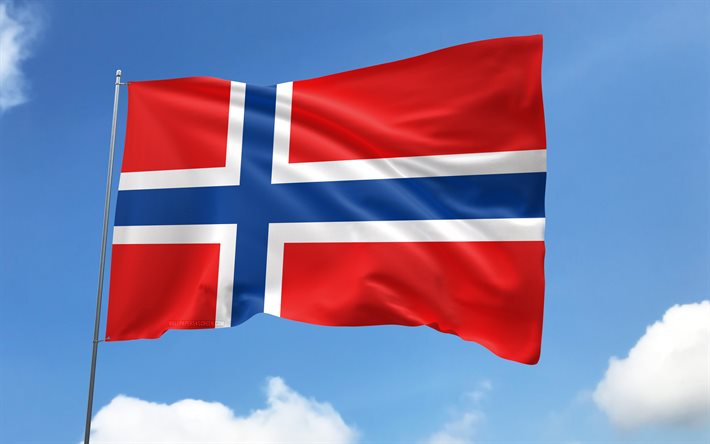 फ्लैगपोल पर नॉर्वे का झंडा, 4k, यूरोपीय देश, नीला आकाश, नॉर्वे का झंडा, लहरदार साटन झंडे, नार्वे का झंडा, नॉर्वेजियन राष्ट्रीय प्रतीक, झंडे के साथ झंडा, नॉर्वे का दिन, यूरोप, नॉर्वे