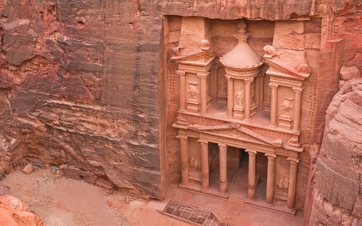 Petra, il tempio nella roccia, il tempio-mausoleo, Al Khazneh, la città antica, la Giordania, l'Ellenismo