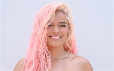 4k, 카롤 g, 웃다, 매력적인 사진 촬영, 콜롬비아 가수, 아름다움, 분홍색 머리, 음악 스타, carolina giraldo navarro, 콜롬비아 유명인, karol g 사진 촬영