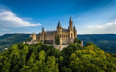 castelo de hohenzollern, verão, montanhas, floresta, alemão marcos, alemanha, europa, casa imperial de hohenzollern, bela natureza, burg hohenzollern