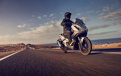 4k, honda adv350, pilota in bicicletta, 2022 moto, scooter, autostrada, 2022 honda adv350, moto giapponesi, honda