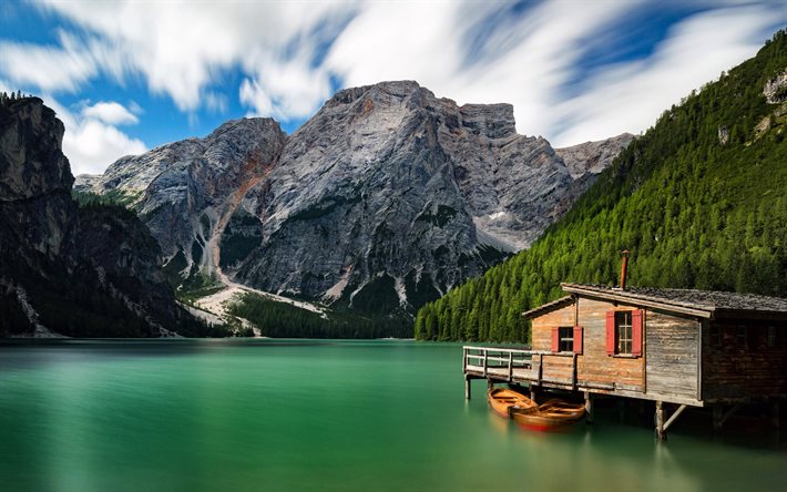 Braies Gölü, dağlar, Dolomites'in, yaz, Güney Tirol, Pragser Wildsee, İtalya