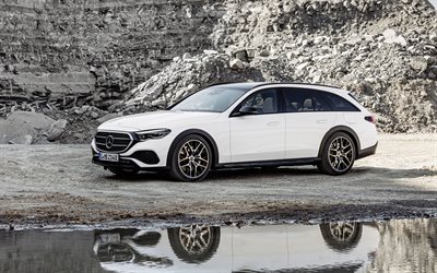 2025, Mercedes-Benz E-Class E450 4MATIC, W213, front view, exterior, white wagon, white E-Class, white new W213, German cars, Mercedes-Benz