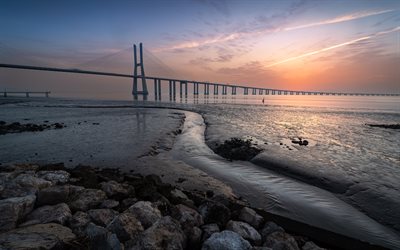 ponte vasco da gama, lisbona, fiume tago, sera, tramonto, ponte strallato, portogallo
