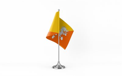 4k, bhutanin pöydän lippu, valkoinen tausta, bhutanin lippu, bhutanin pöytälippu, bhutanin lippu metallitikulla, kansalliset symbolit, bhutan