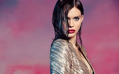 holland roden, actriz estadounidense