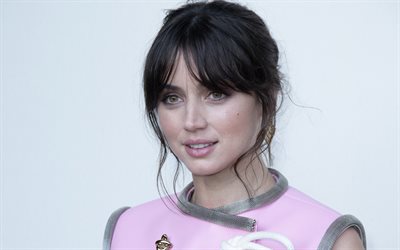 アナ・ド・アルマス, キューバの女優, 肖像画, 写真撮影, ピンクのドレス, ハリウッドスター, 人気の女優