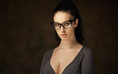 علاء بيرغر, البنات, نماذج, الجمال, سمراء, نظارات