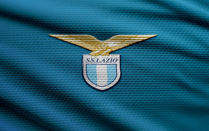 logo en tissu ss lazio, 4k, fond de tissu bleu, série a, bokeh, football, logo ss lazio, emblème ss lazio, ss lazio, club de football italien, lazio fc