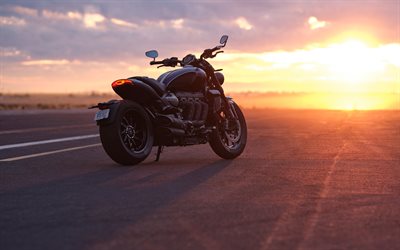 triumph rocket 3 gt, 4k, スーパーバイク, 2025バイク, 巡洋艦, 日没, 2025 triumph rocket 3 gt, 勝利