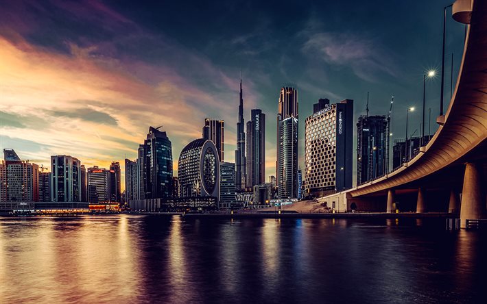 4k, dubai, soirée, grattes ciels, burj khalifa, pont infini, le coucher du soleil, bâtiments modernes, émirats arabes unis, pont de shindagha, tour khalifa, paysage urbain de dubaï, skyline de dubaï, emirats arabes unis