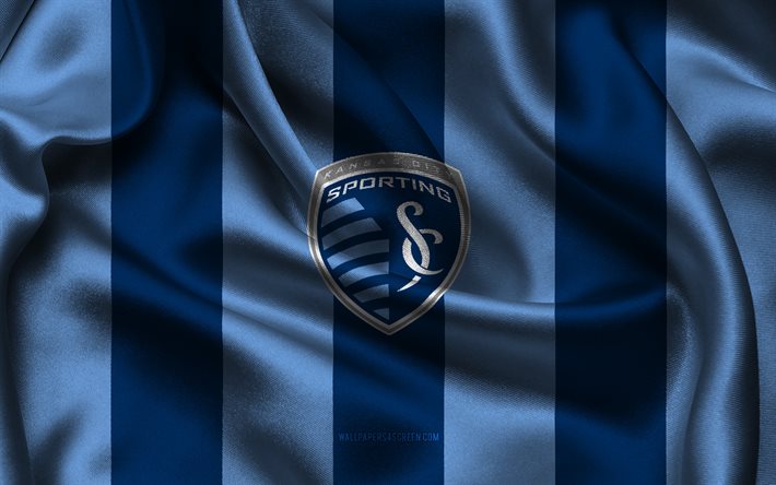 4k, logo sportivo di kansas city, tessuto di seta blu, squadra di calcio americana, emblema sportivo di kansas city, mls, sportiva kansas city, stati uniti d'america, calcio, bandiera sportiva di kansas city