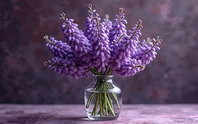 4k, bouquet of purple muscari, jarrón de vidrio, flores de primavera, muscari 3d, antecedentes con muscari, muscari púrpura, fondo púrpura, muscari