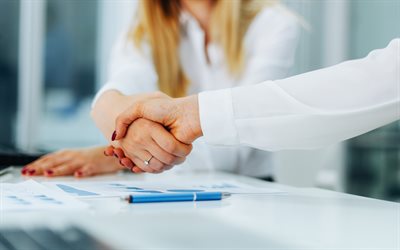 bir anlaşmayı kapatma, el sıkışma, 4k, iş adamları, müzakereler, el sıkışma kavramları, iş kavramı, başarılı anlaşma