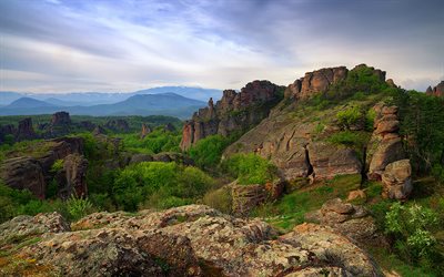 Belogradchik Rocas, montañas, puesta del sol, Stara Planina, las Montañas de los Balcanes, Bulgaria