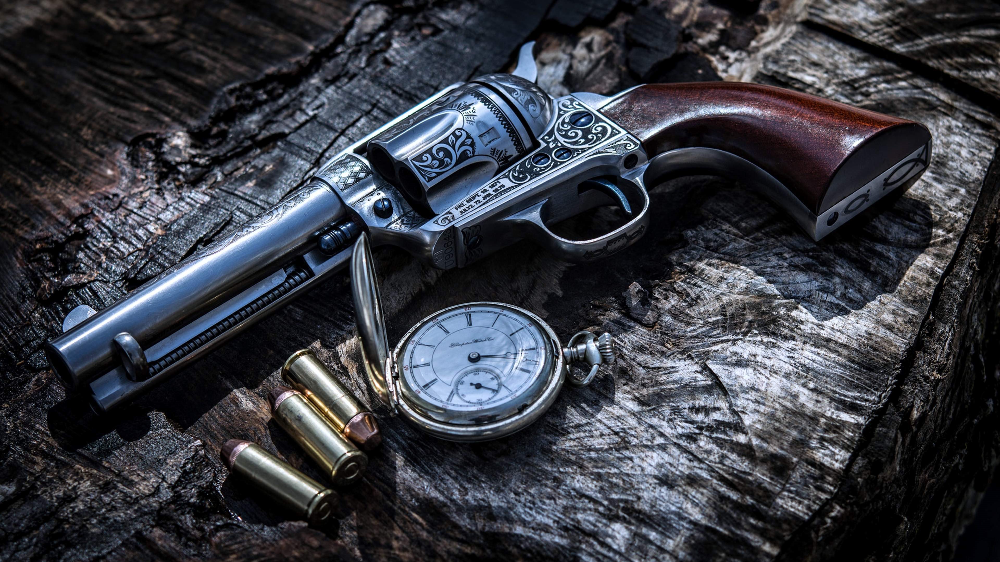 Lataa kuva revolveri, 4k, vanha kello, pistooli, luoteja