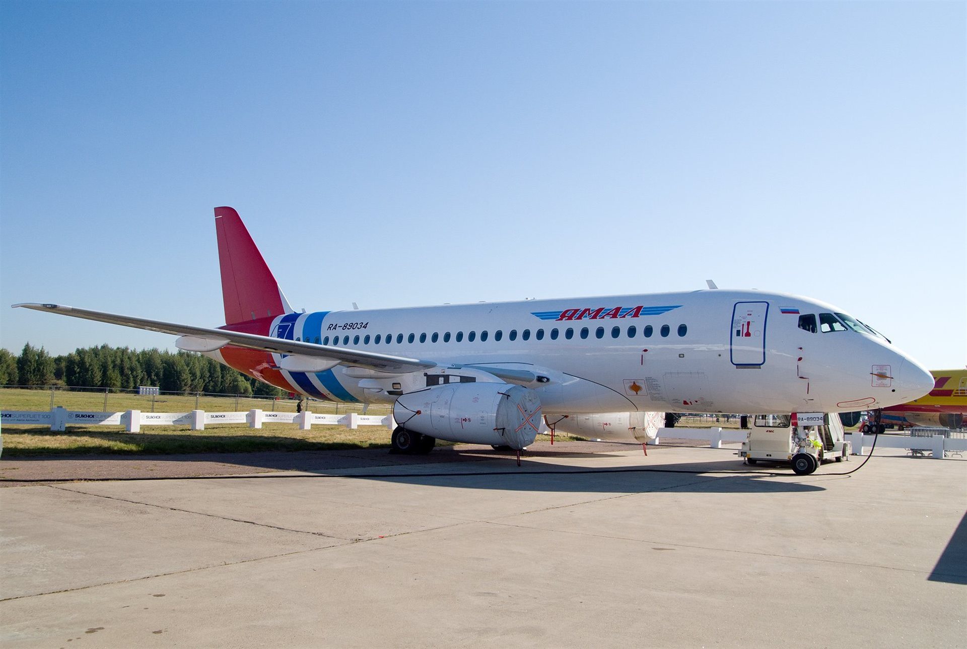 Sukhoi Superjet 100 Ямал